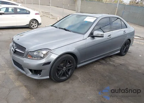 2013 Mercedes-Benz C 250 Luxury/Sport from USA, damaged, VIN WDDGF4HB7DR291551